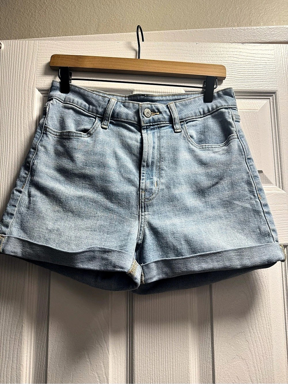Old Navy Women's Denim Jean Shorts in Blue